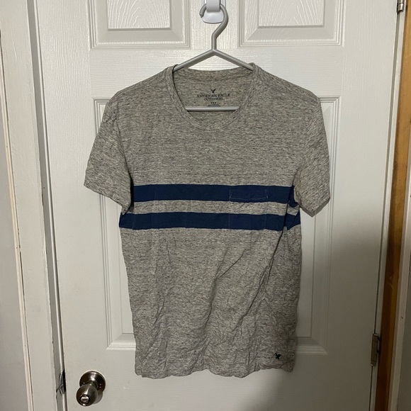 American eagle grey shirt size medium - Picture 1 of 2